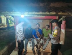 Tingkatkan Kamtibmas, Polisi Rebang Tangkas Sambangi Warga di Pos Ronda