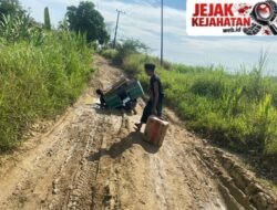 JALAN DESA PALENGGERRAN TIMUR DUSUN BRENGKAK PERLU DI PERHATIKAN KECAMATAN BANYUATES