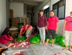 RSUD Sampang Kurban 5 Sapi 6 Kambing Dagingnya Langsung Dibagikan Ke Pasien Dan Warga Yang Kurang Mampu