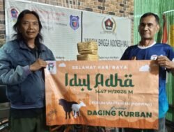 YBIM Bagikan Daging Kurban di Sekretariat Bersama Pembina Yayasan
