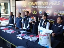 Yadnya Kasada 2026, Kapolres Probolinggo Dikukuhkan sebagai Warga Kehormatan Suku Tengger