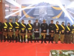 Yadnya Kasada 2026, Kapolres Probolinggo Dikukuhkan sebagai Warga Kehormatan Suku Tengger