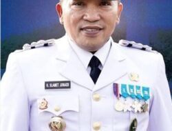 MAT TERBANG KAPERWIL MEDIA JEJAKKEJAHATAN.WEB.ID UCAPKAN SELAMAT ULANG TAHUN KE-54 KEPADA BUPATI SAMPANG H. SLAMET JUNAIDI, BERTEPATAN DENGAN HARI KEMERDEKAAN RI KE-81